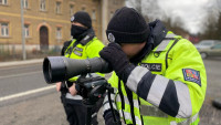 policie dalekohled